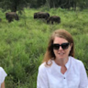 Meet your Posher, Adriana